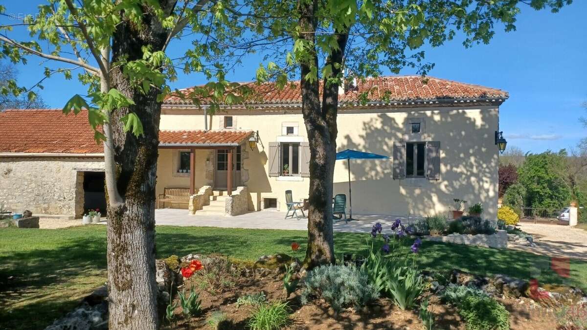 Maison à LACAPELLE-CABANAC