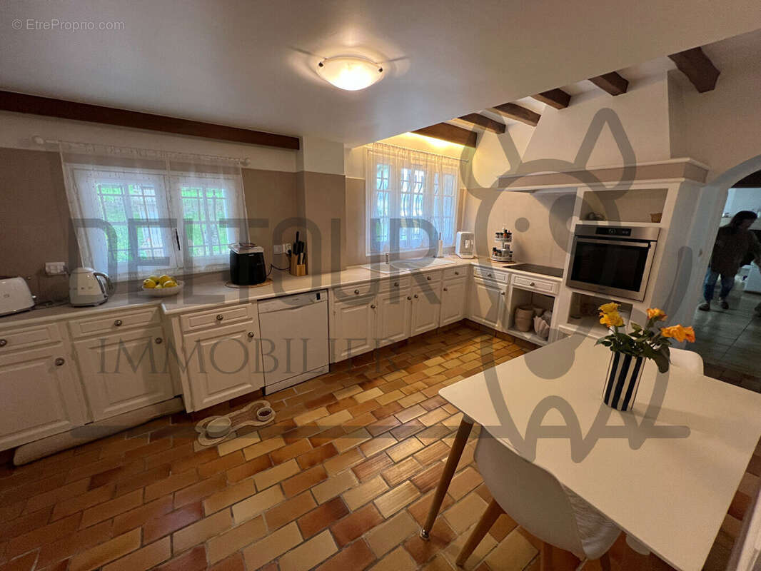 Maison à COULOMMIERS