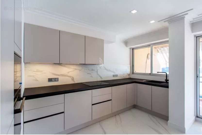 Appartement à VILLEFRANCHE-SUR-MER