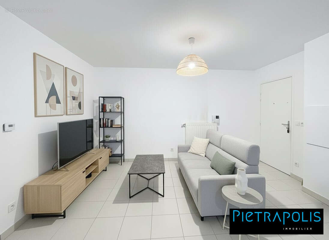 Appartement à JASSANS-RIOTTIER