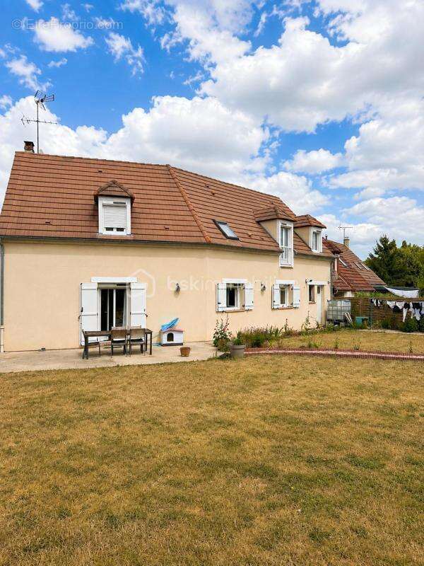 Maison 153 m² Bazincourt-sur-Epte - Grand salon lumineux et 5 chambres - photo 20
