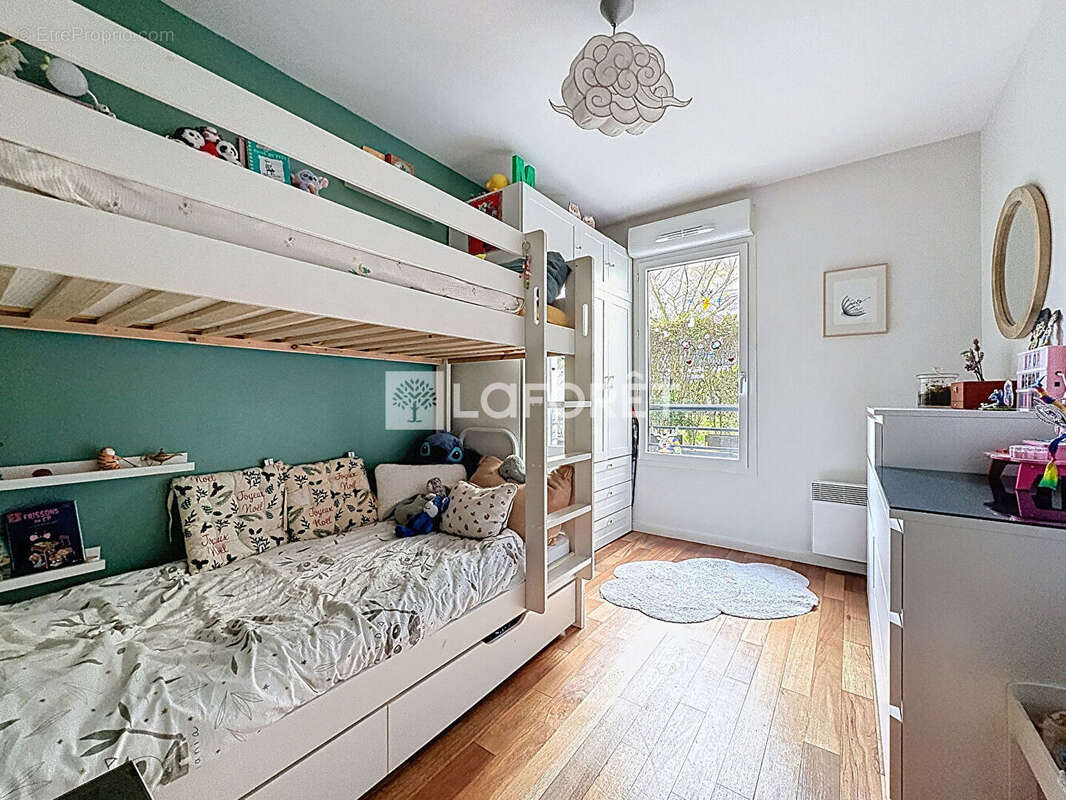 Appartement à SURESNES