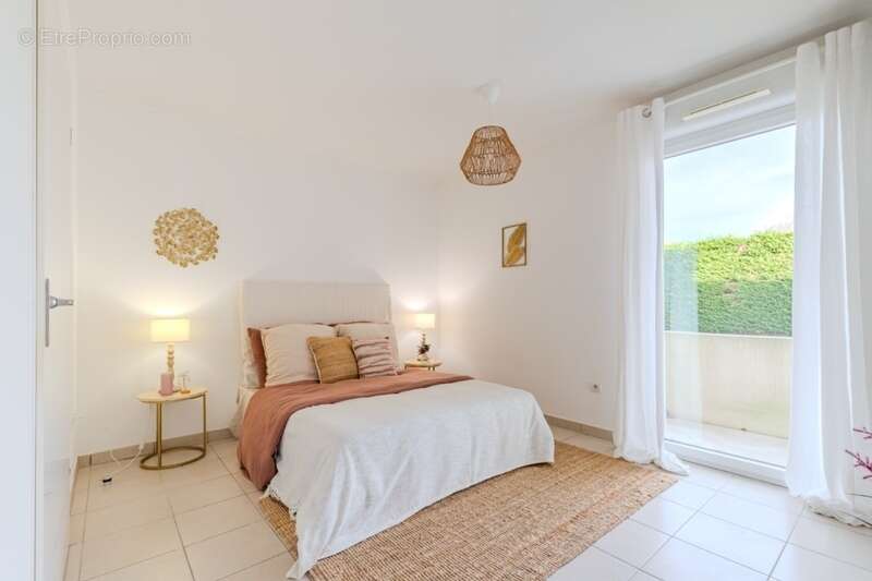 Appartement à CADAUJAC