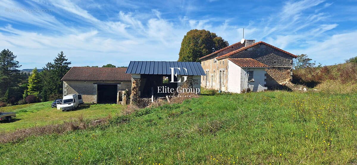 Maison à SAINT-PRIVAT-DES-PRES