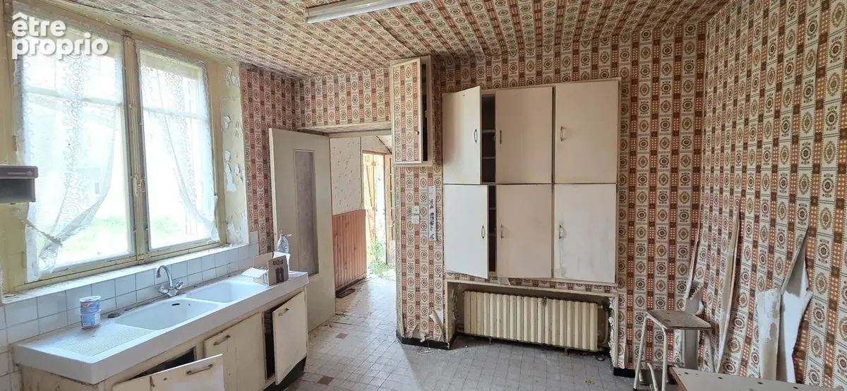 Dans village sur hauteur, maison à rénover, proche TANNAY - photo 3