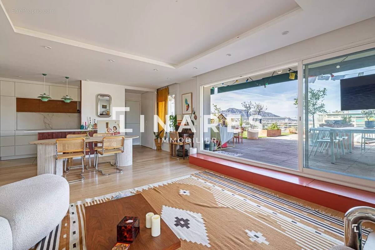 Appartement à MARSEILLE-8E