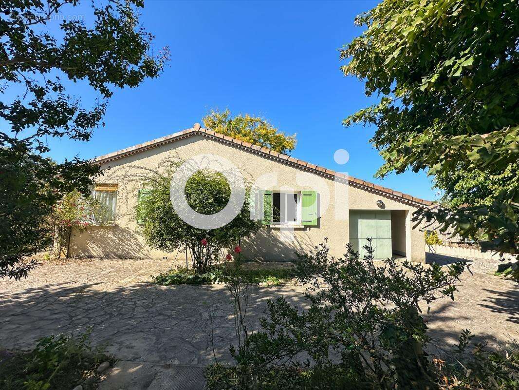 Maison à RUOMS