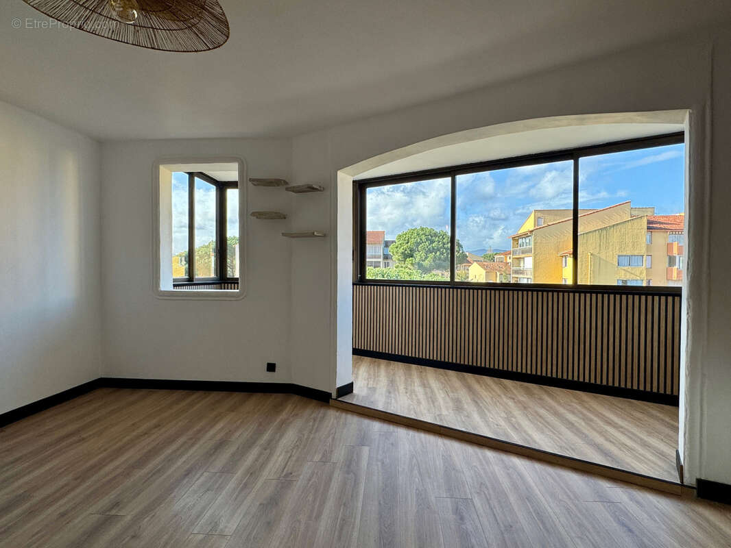 Appartement à FREJUS