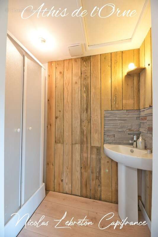 Maison à ATHIS-DE-L'ORNE