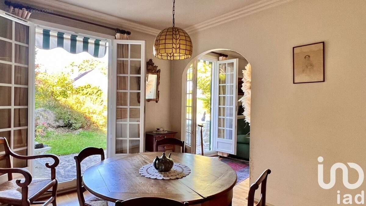 Photo 6 - Maison à VERT-SAINT-DENIS