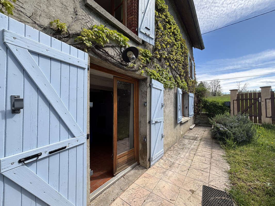 Maison à VELANNE
