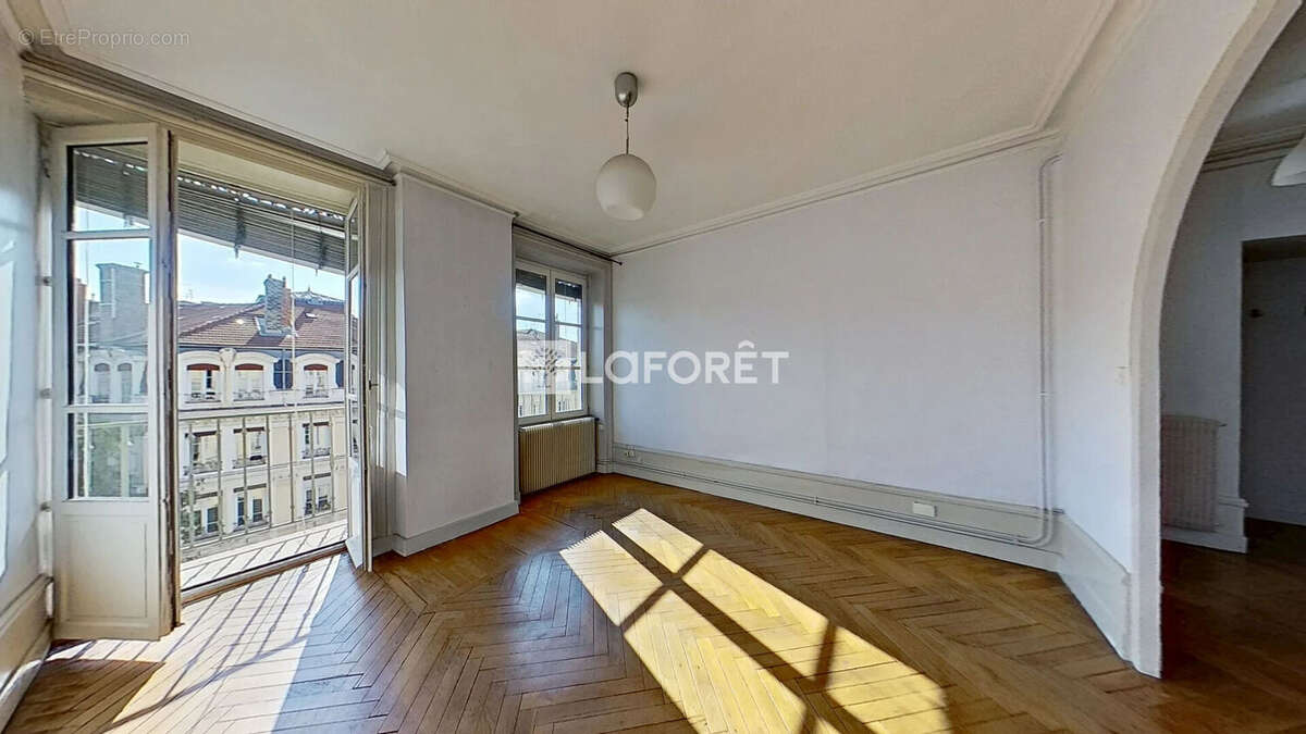 Appartement à LYON-3E