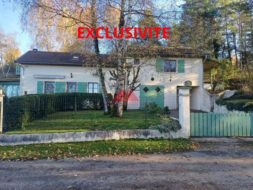 Maison à CLAIRVAUX-LES-LACS