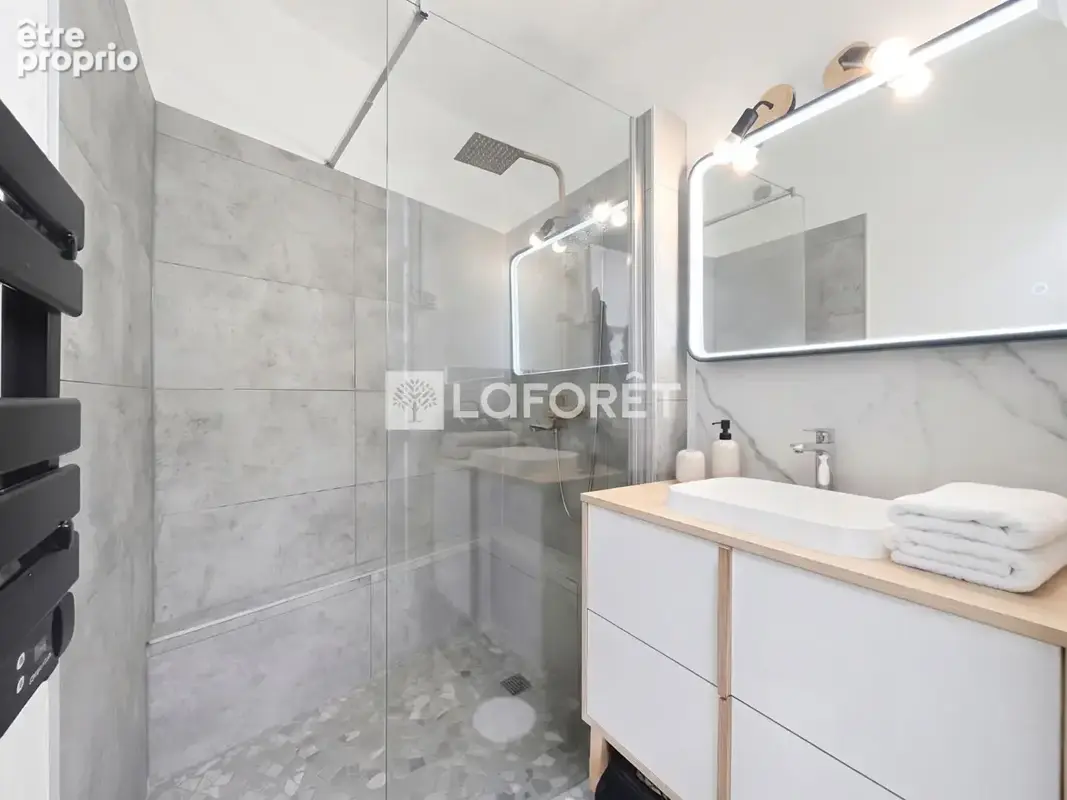 Quartier du couchant premiere ligne studio d'environ 19 m² renove - photo 4
