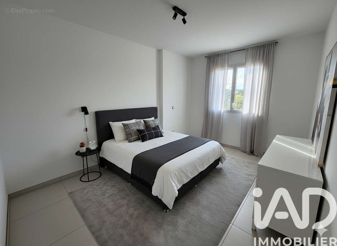 Appartement 85 m² à Valergues  - photo 4