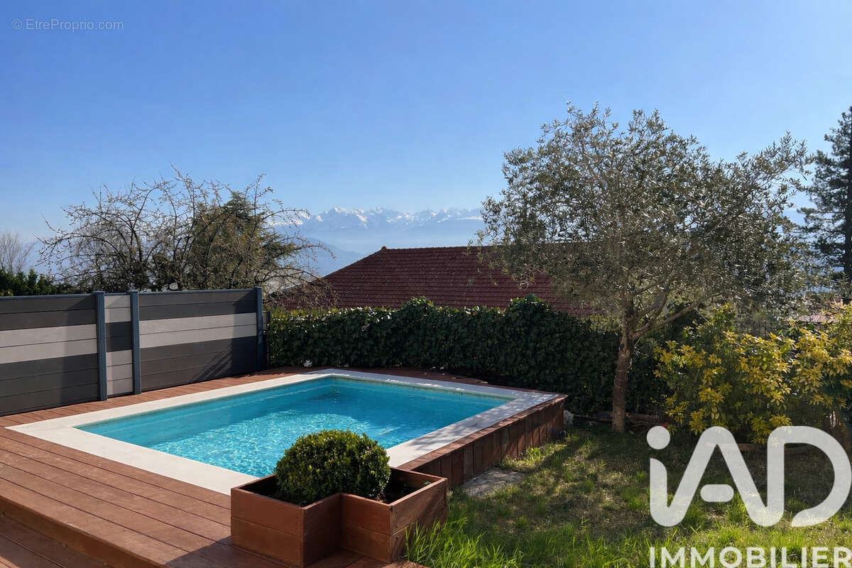 Photo 2 - Maison à CLAIX