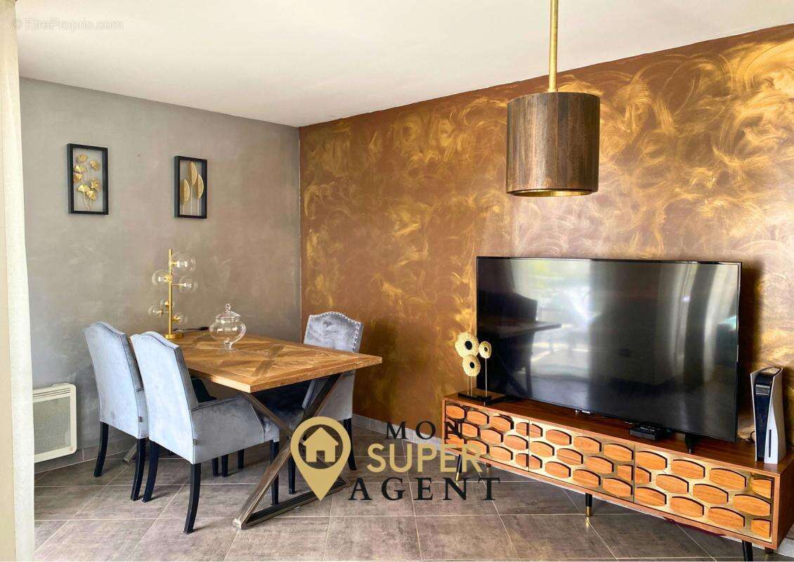 Appartement à DAMMARIE-LES-LYS