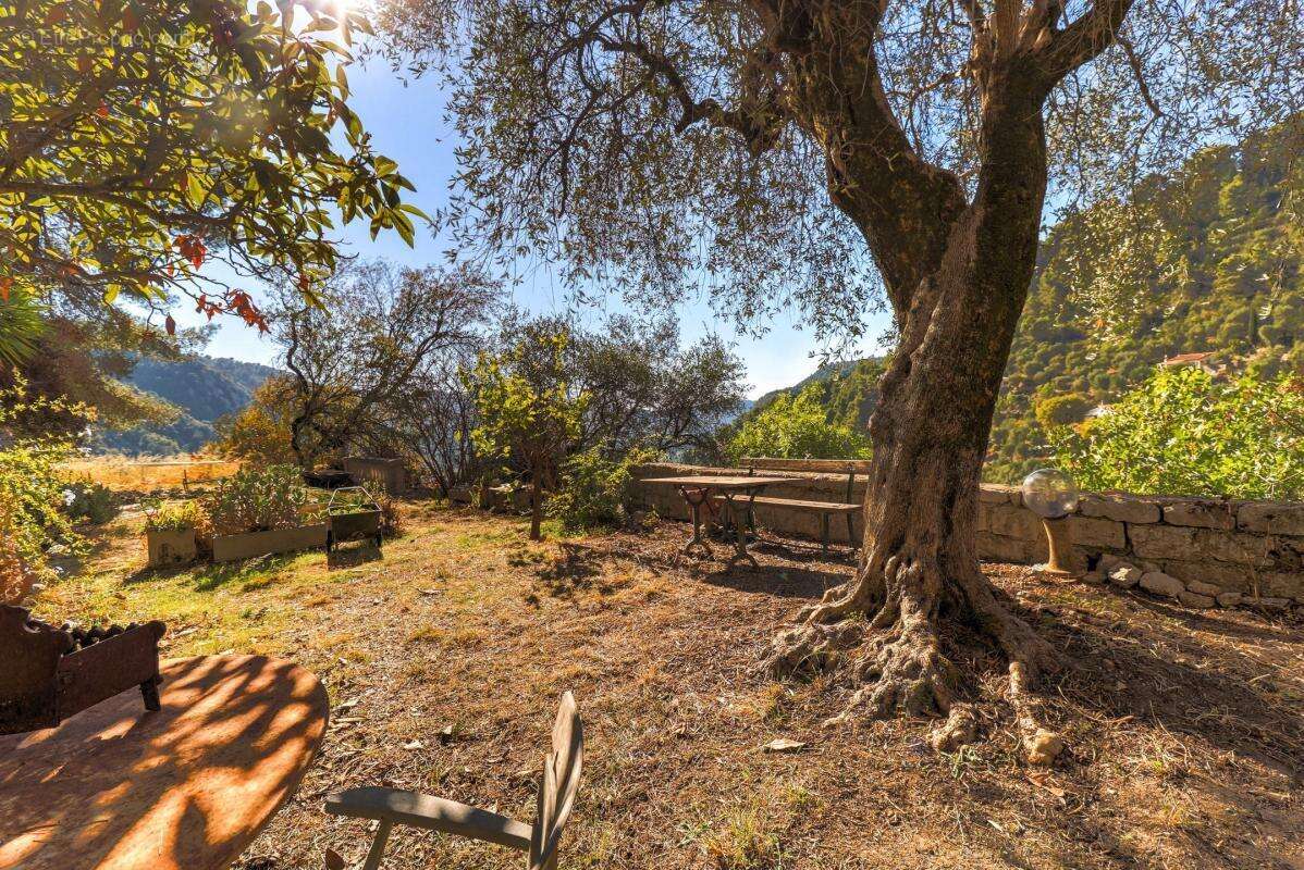 Appartement à PEILLON