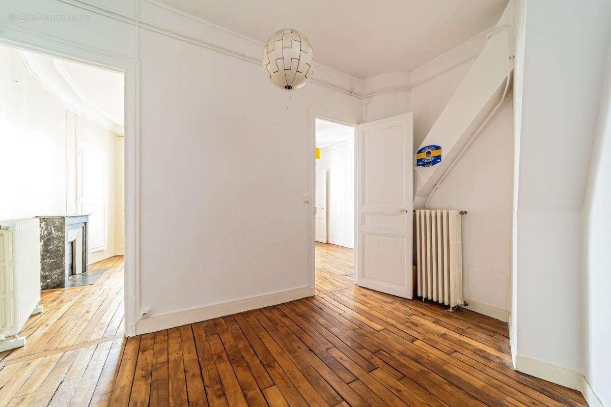 Appartement - 61 m² - Paris (75) - photo 10