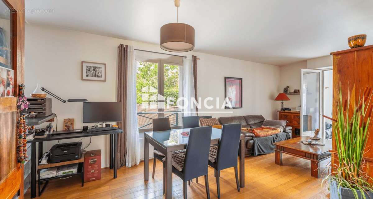 Appartement à RUEIL-MALMAISON