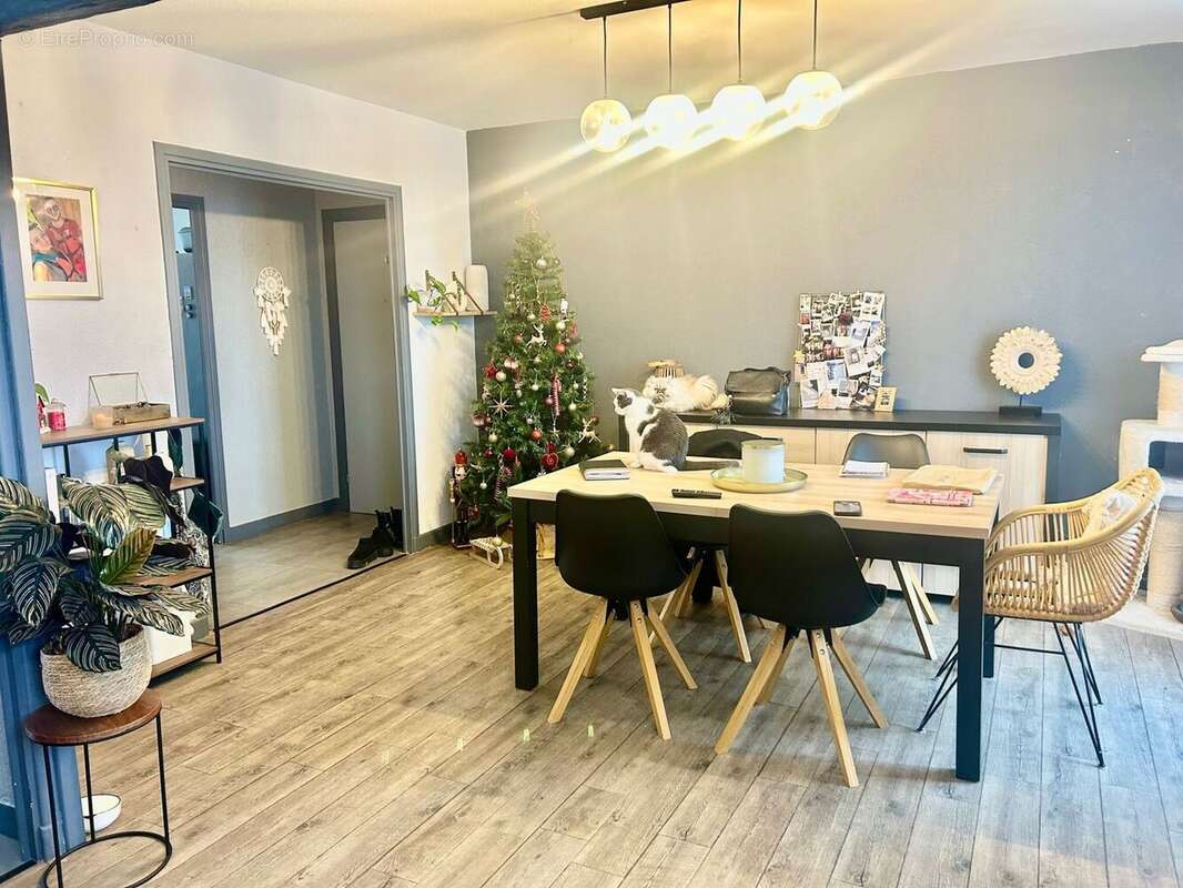 Appartement à BOURG-LES-VALENCE