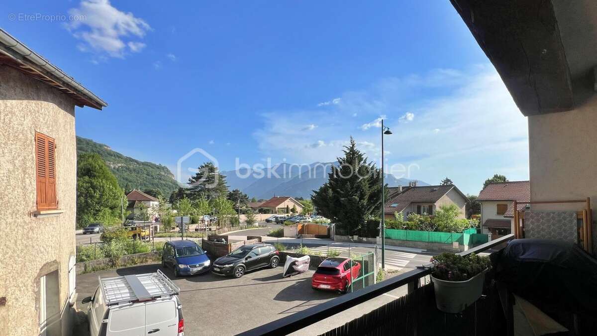Appartement à LA BUISSE
