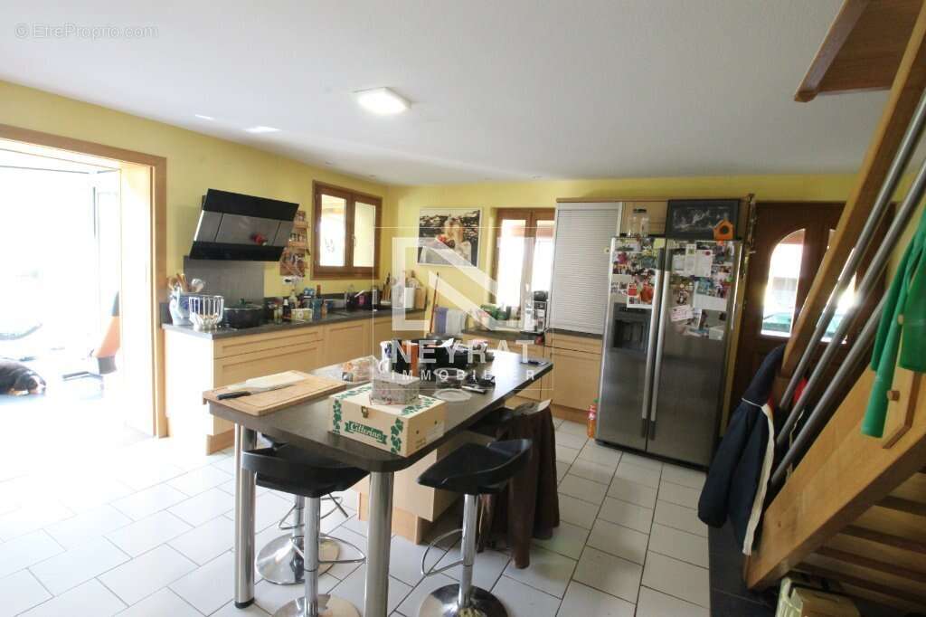 Maison à LONS-LE-SAUNIER