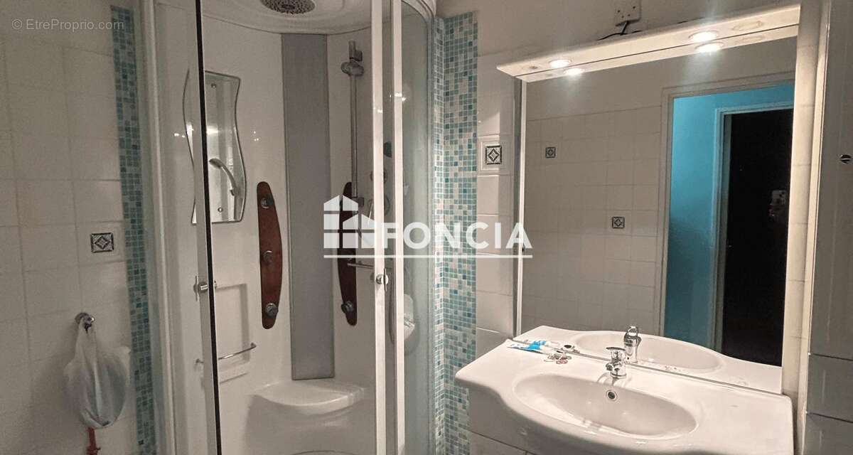 Appartement à CORBEIL-ESSONNES