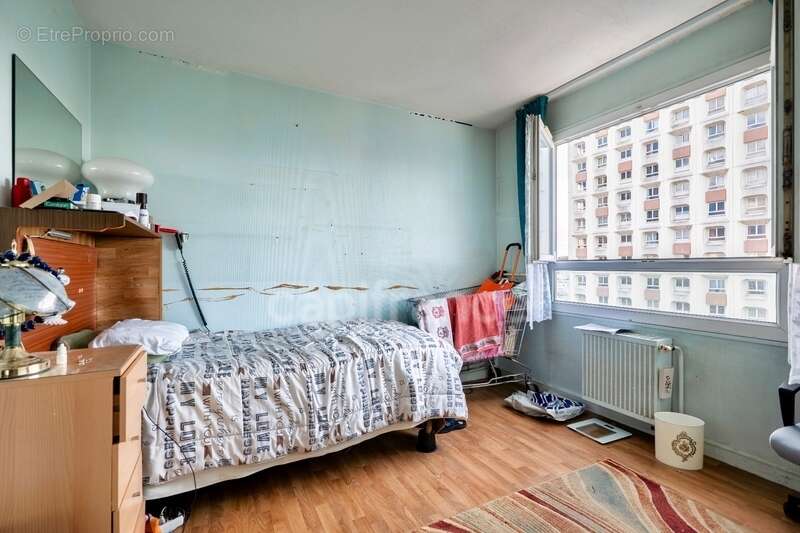 Appartement à PARIS-20E