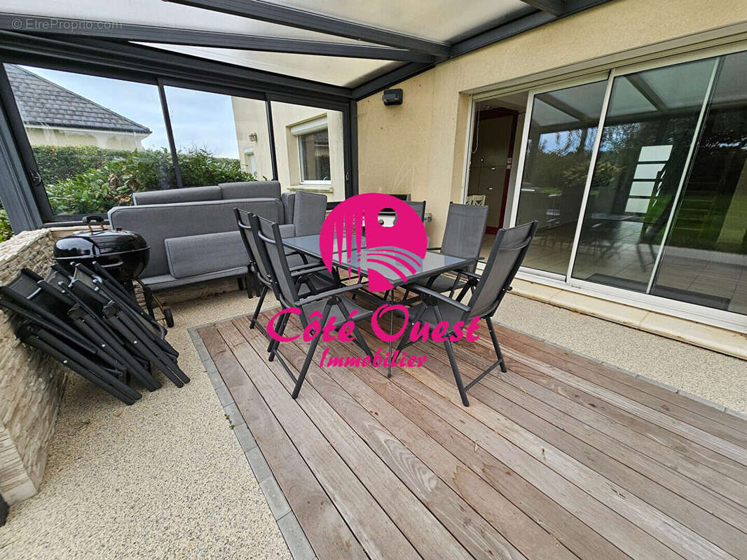 Maison à CAUVILLE-SUR-MER