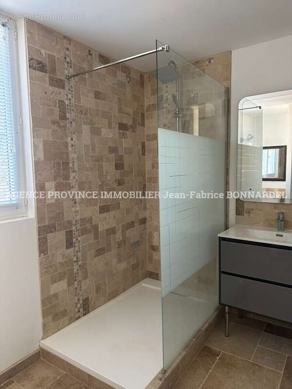 Maison à CHANTEMERLE-LES-GRIGNAN