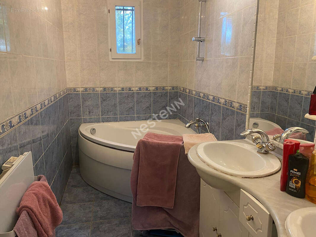 Maison à CHAUMONTEL