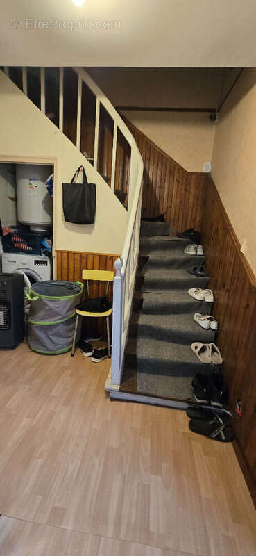 Maison à SAINT-AMAND-EN-PUISAYE