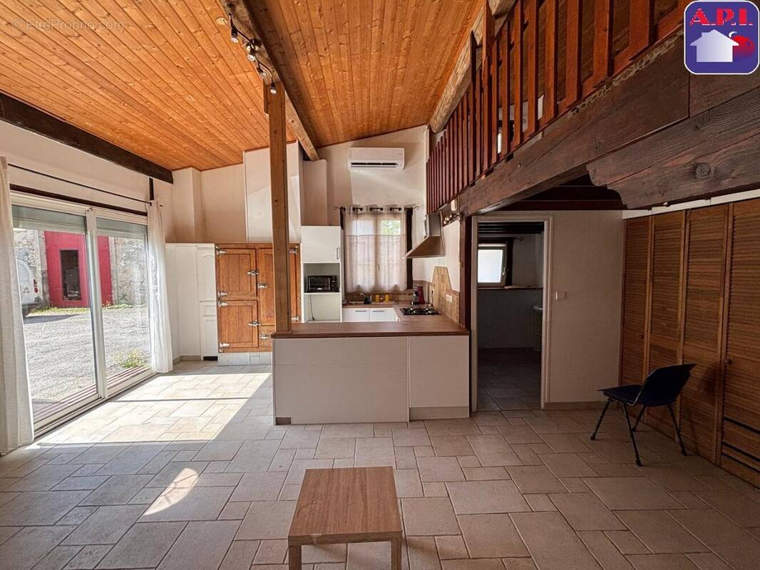 Maison à BELVEZE-DU-RAZES