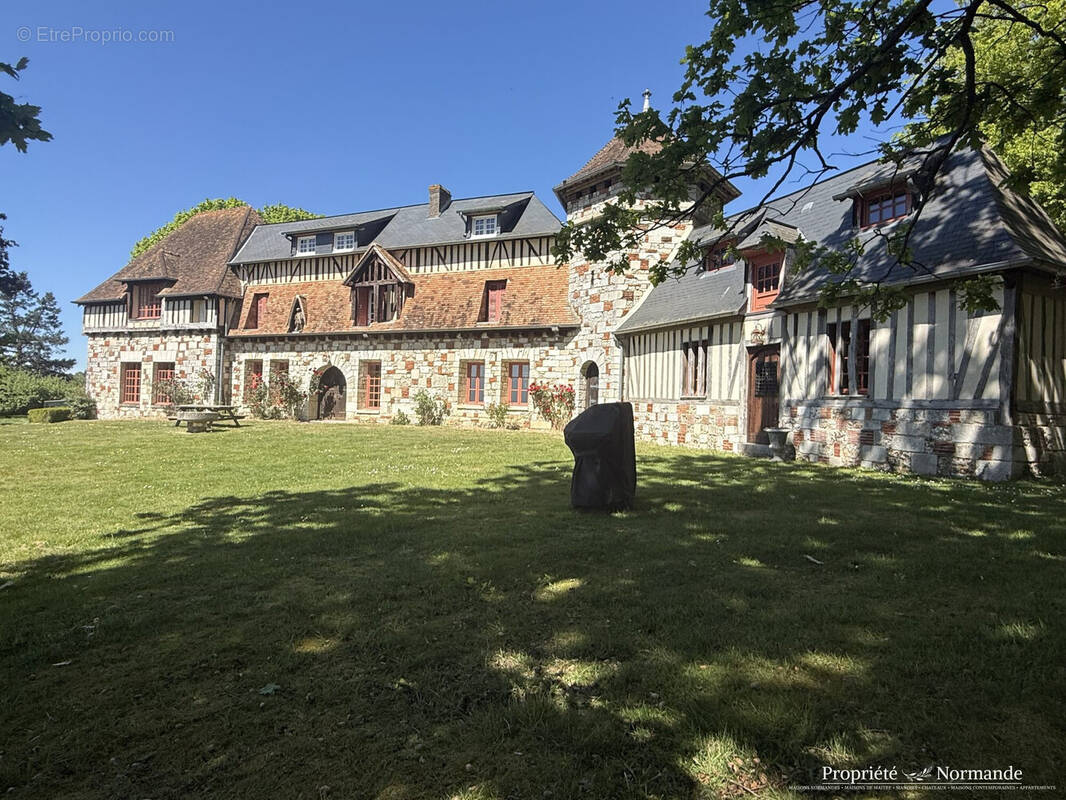 Autre à LE BEC-HELLOUIN