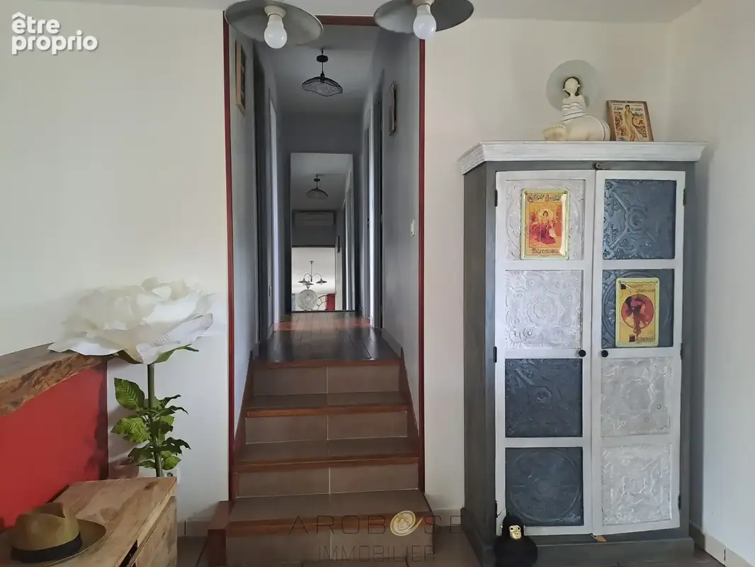 Maison de charme avec jardin, à pied des commerces, avec un  espace pro. - photo 16