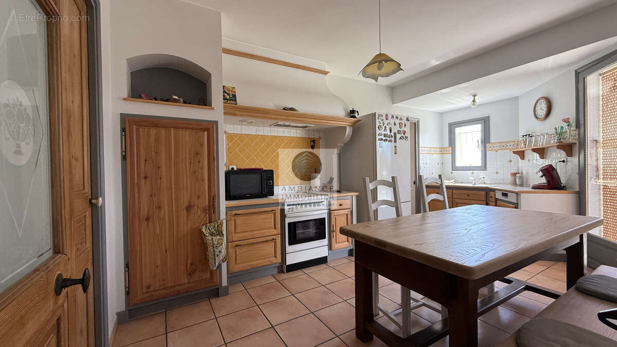 Maison à ETOILE-SUR-RHONE