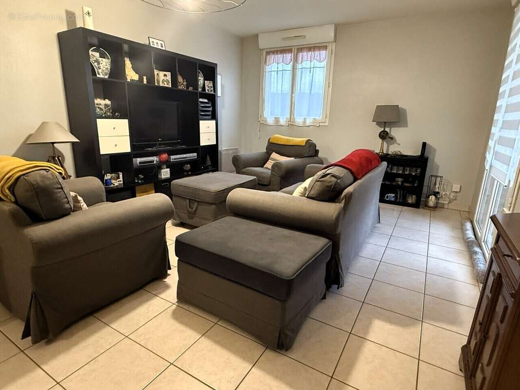 Appartement à LARCHE