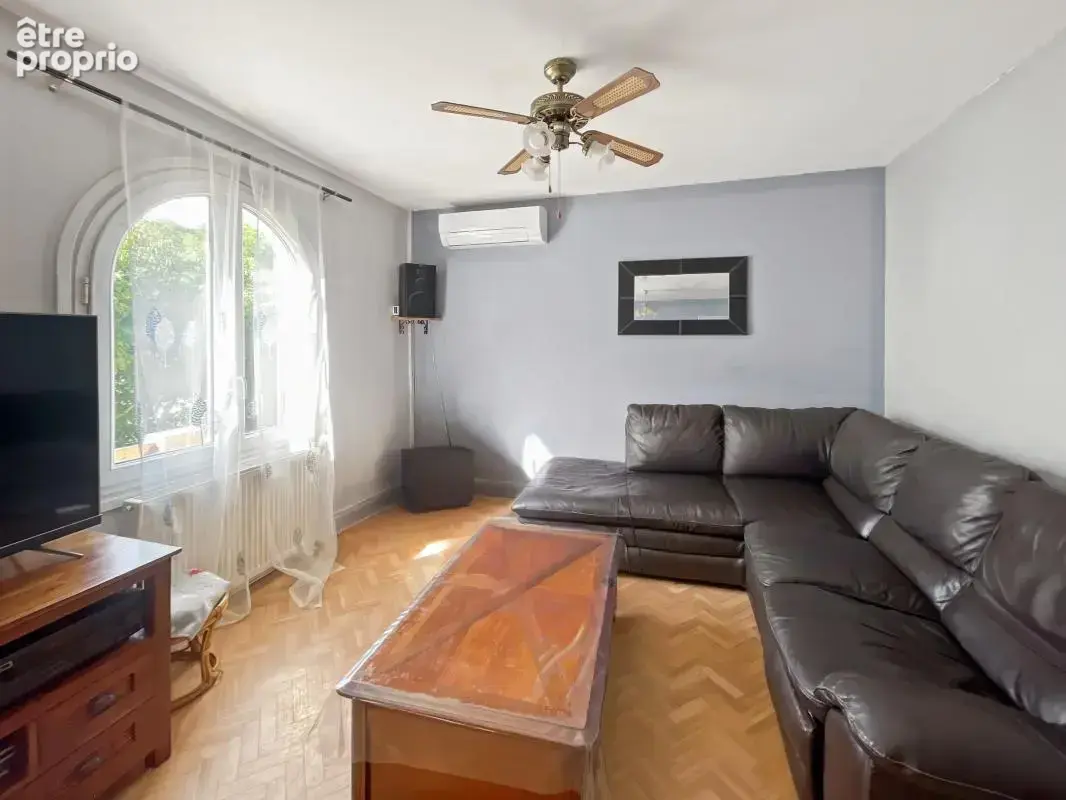Maison de style basque – Marsac-sur-l’Isle (La Prunerie) - photo 9