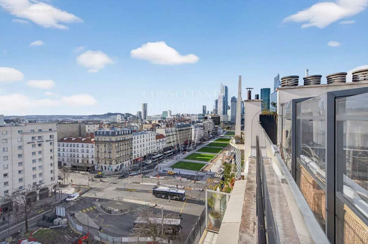 Appartement à NEUILLY-SUR-SEINE