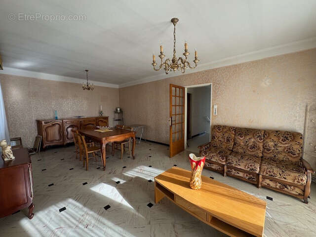 Maison à LUC-LA-PRIMAUBE