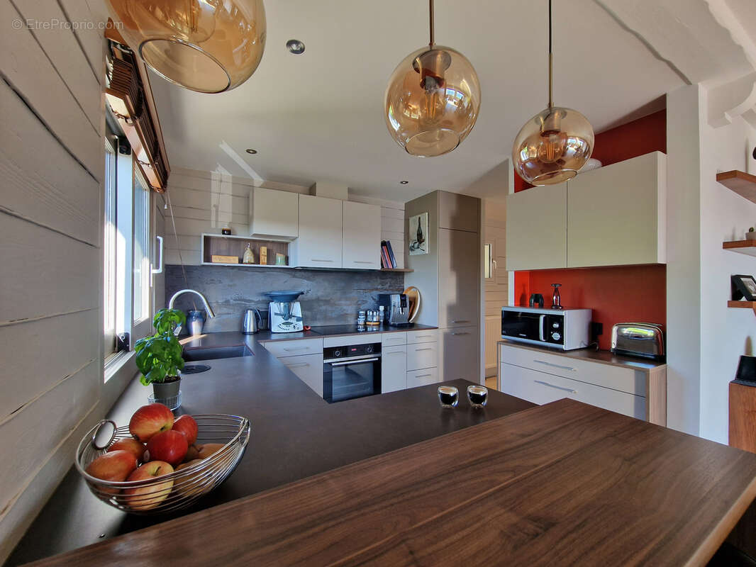 Maison à COUZON-AU-MONT-D&#039;OR