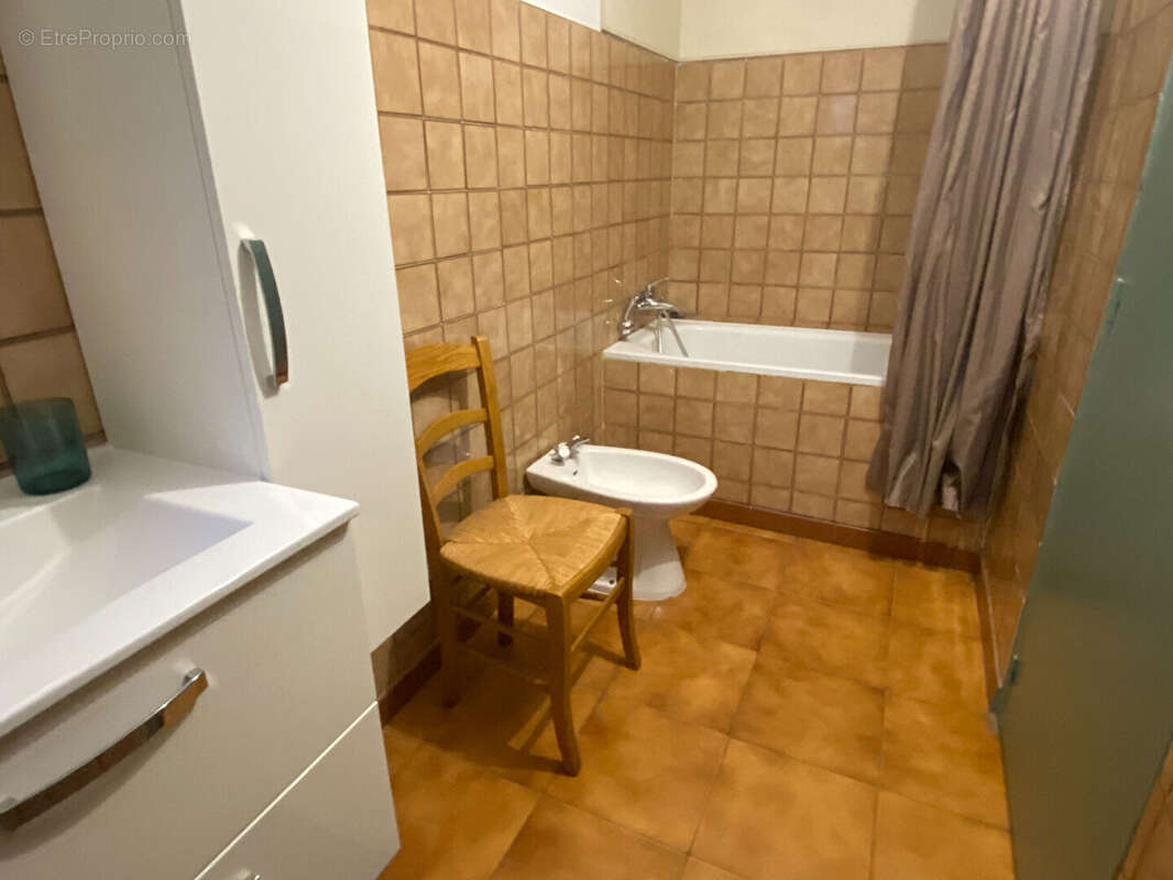 Appartement à BESSEGES