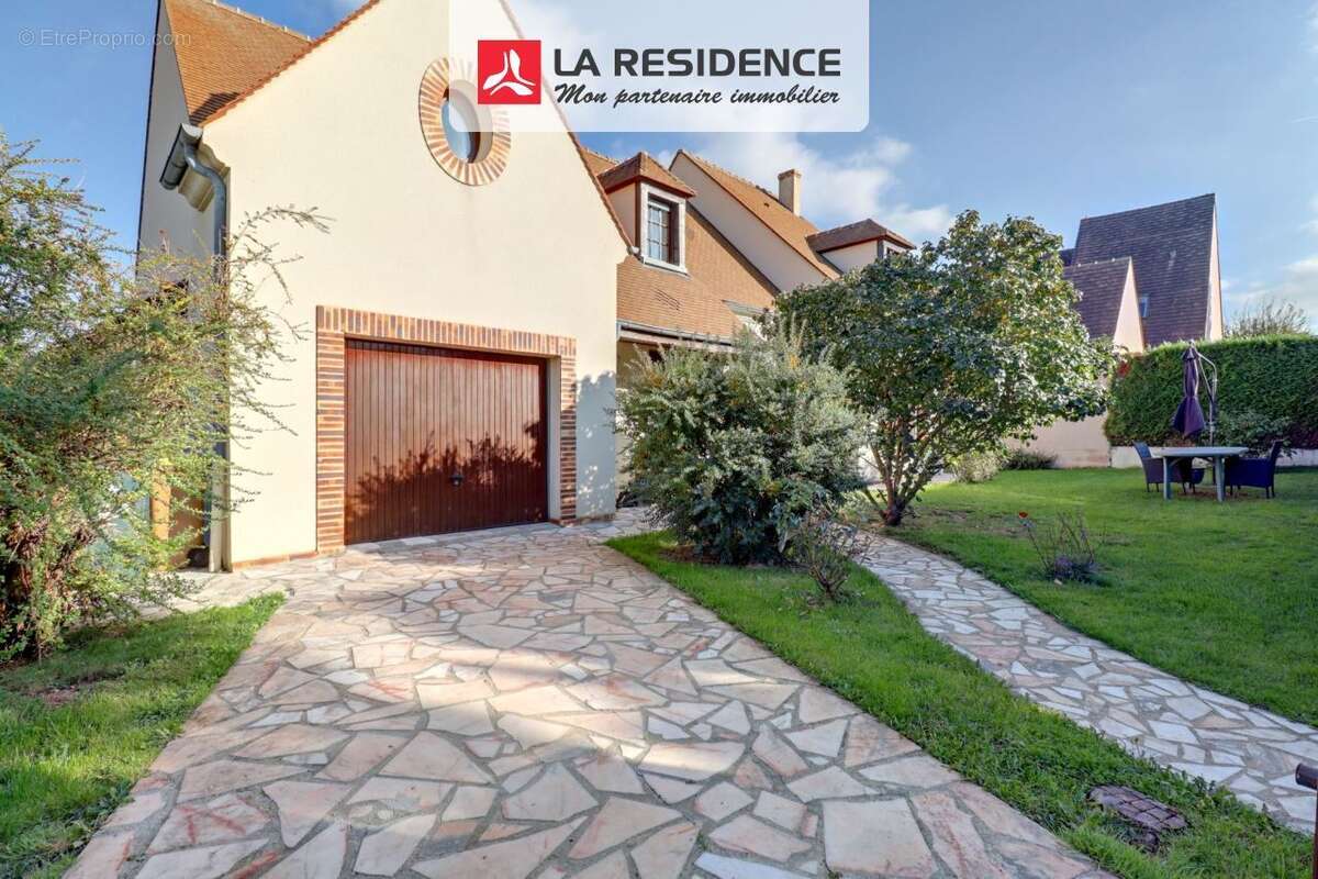 Maison à SAINT-GERMAIN-DE-LA-GRANGE