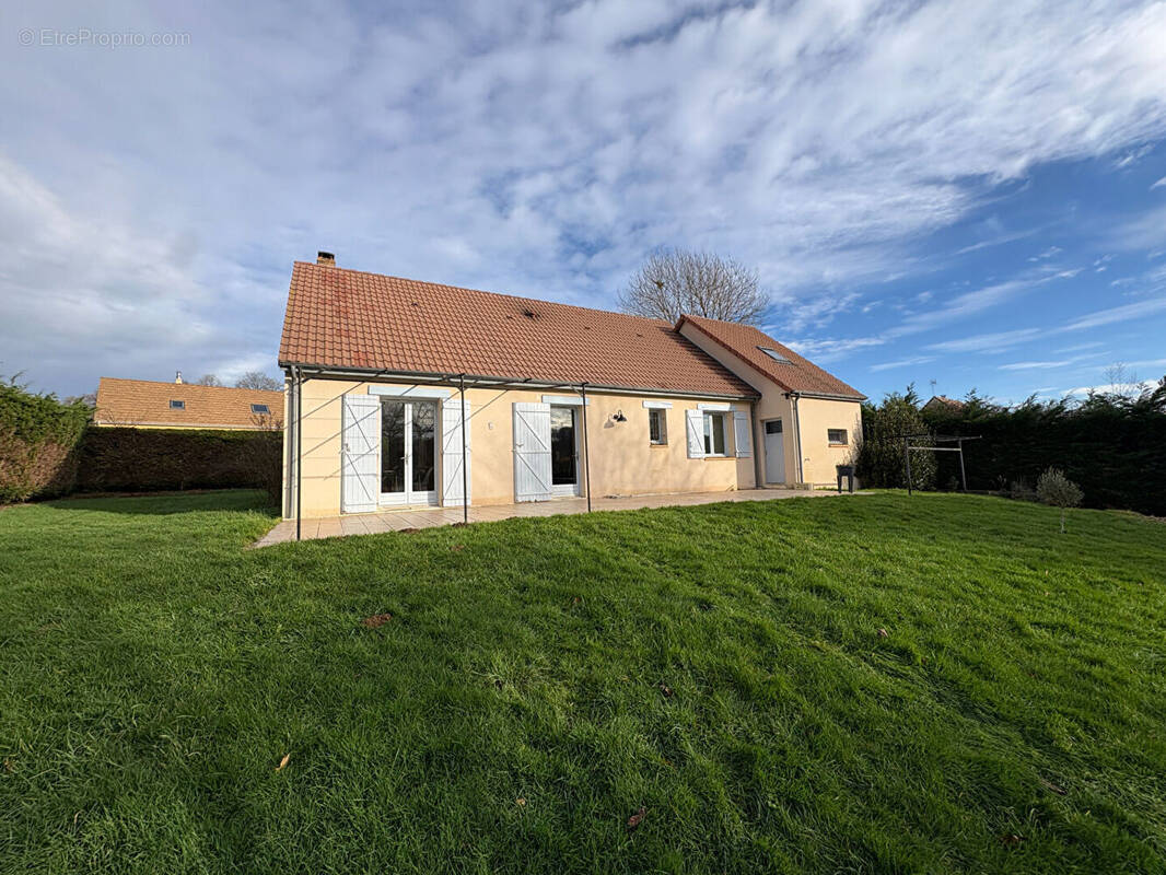 Maison à LA FERTE-BERNARD