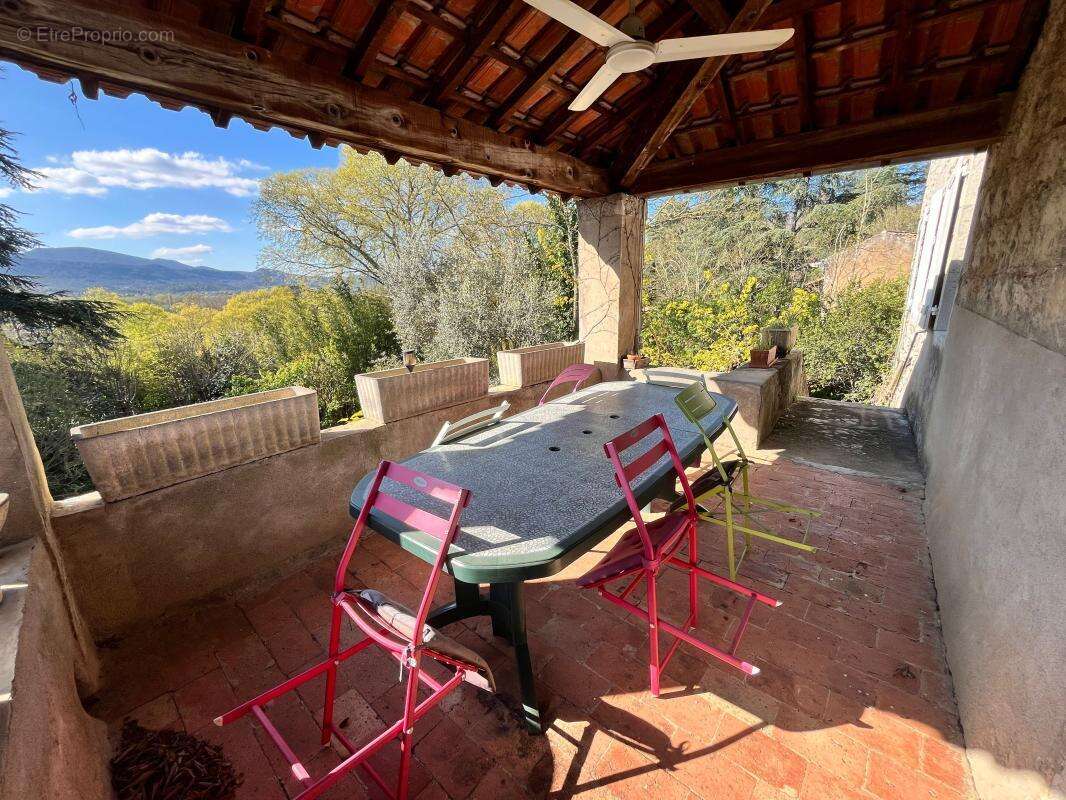 Maison à SAINT-ALBAN-AURIOLLES