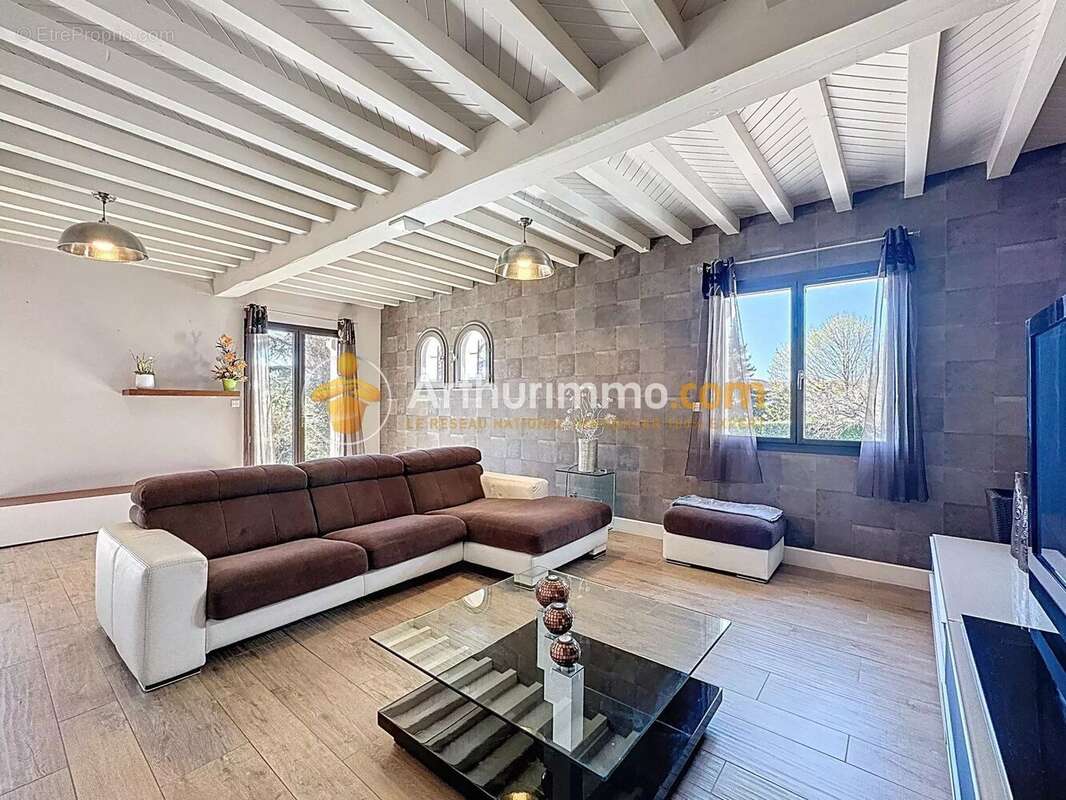 Maison à BOURGOIN-JALLIEU