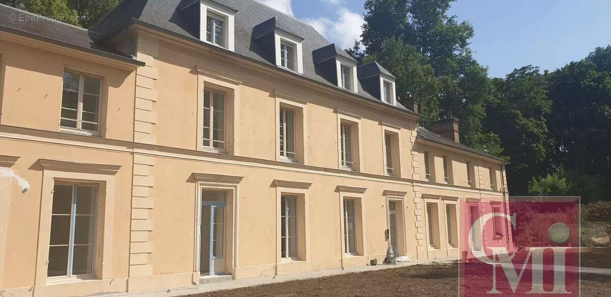 Appartement à BREUILLET