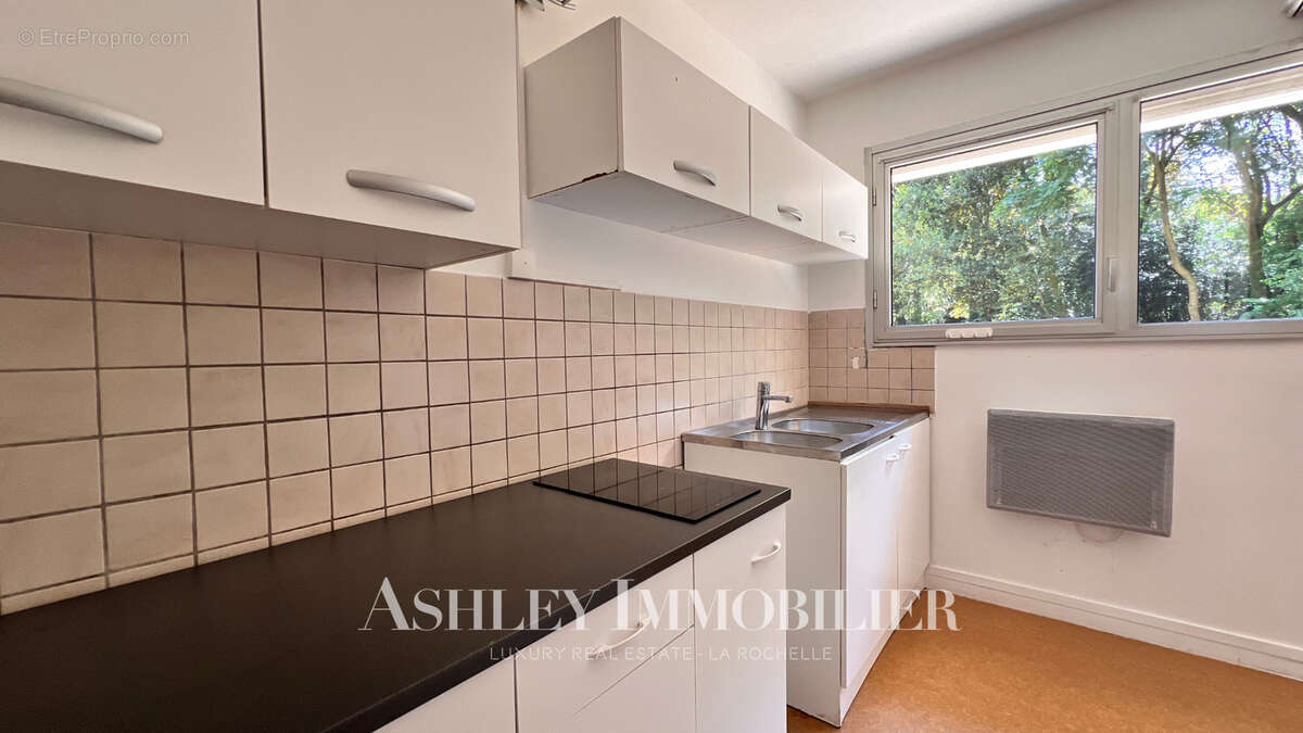 À vendre -  appartement type 2 - la rochelle quartier la genette - proche mer - photo 5