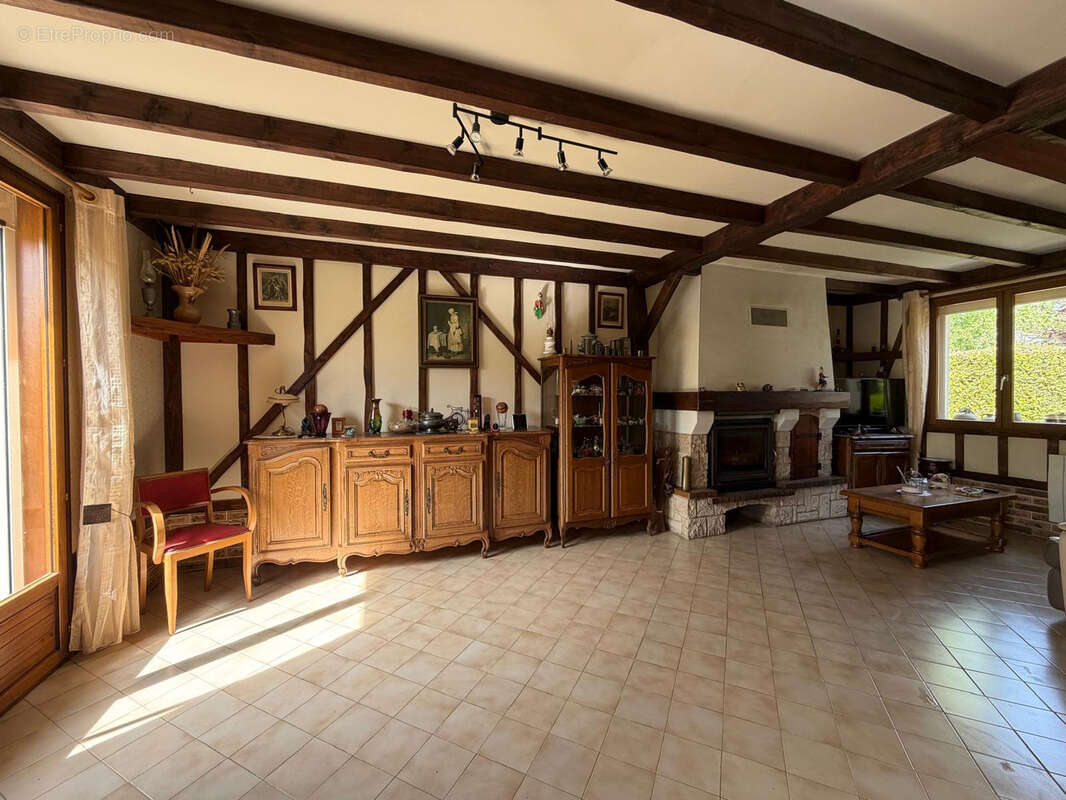 Maison à LA RIVIERE-DE-CORPS